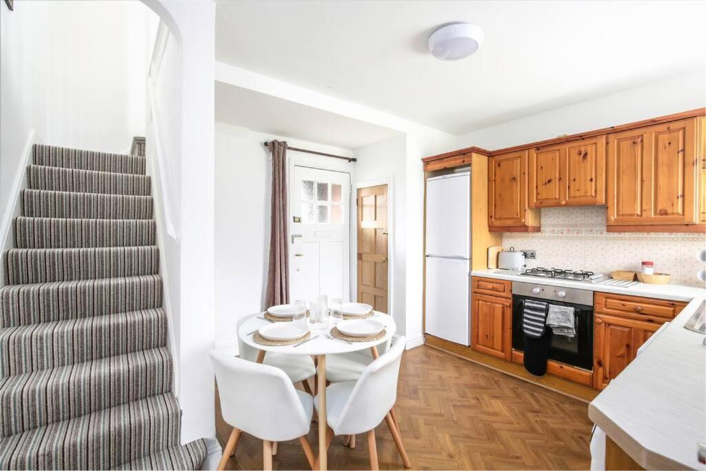 Duke Of York Cottage, Port Sunlight - Stanley-stays Wirral
